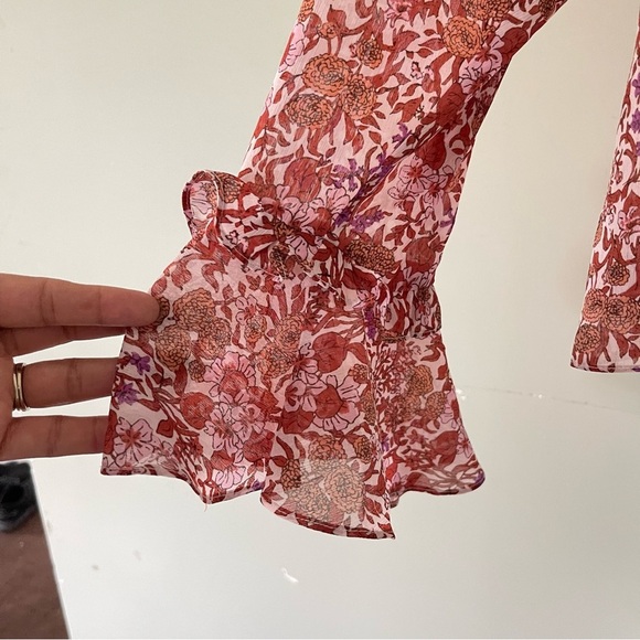 J.Crew Ruffle Crinkle Chiffon Top size Large New - Picture 3 of 6